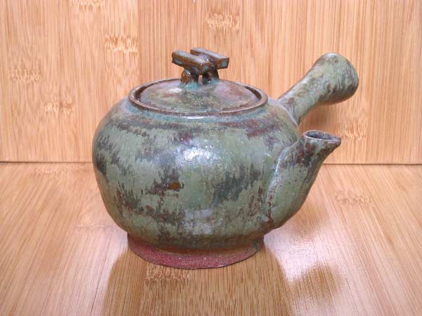 Teapot "Ise Darkgreen" by Arthur Poor