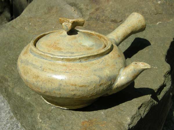 Teapot "Burned Earth" by Arthur Poor